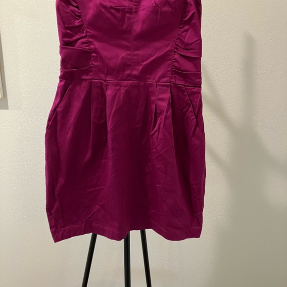 Chic Fuchsia Strapless Mini Dress - Picture 2 of 8